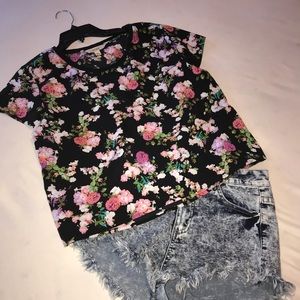 Cute floral top